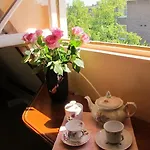 Wild Roses Amsterdam